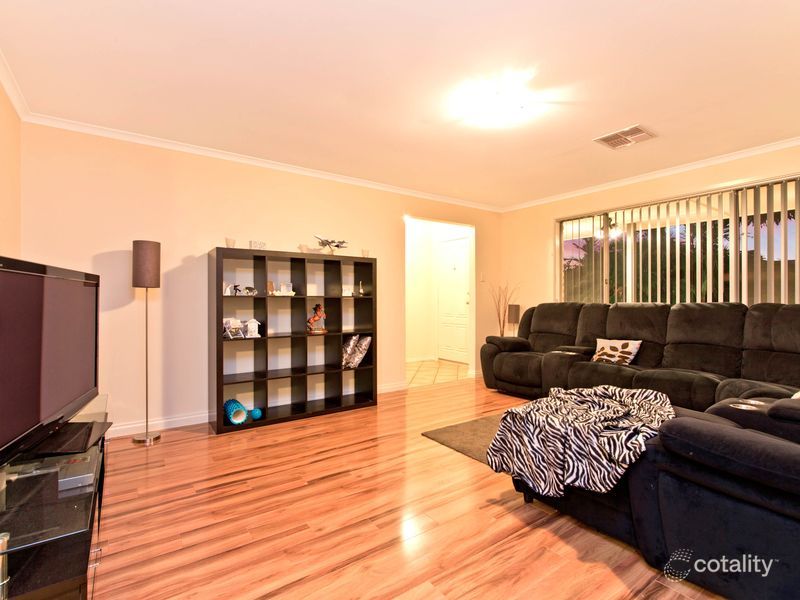8 Rockley Ct, Hillbank, SA 5112