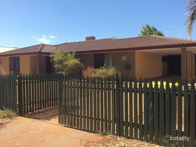 7 Joyce Dr, Boulder, WA 6432