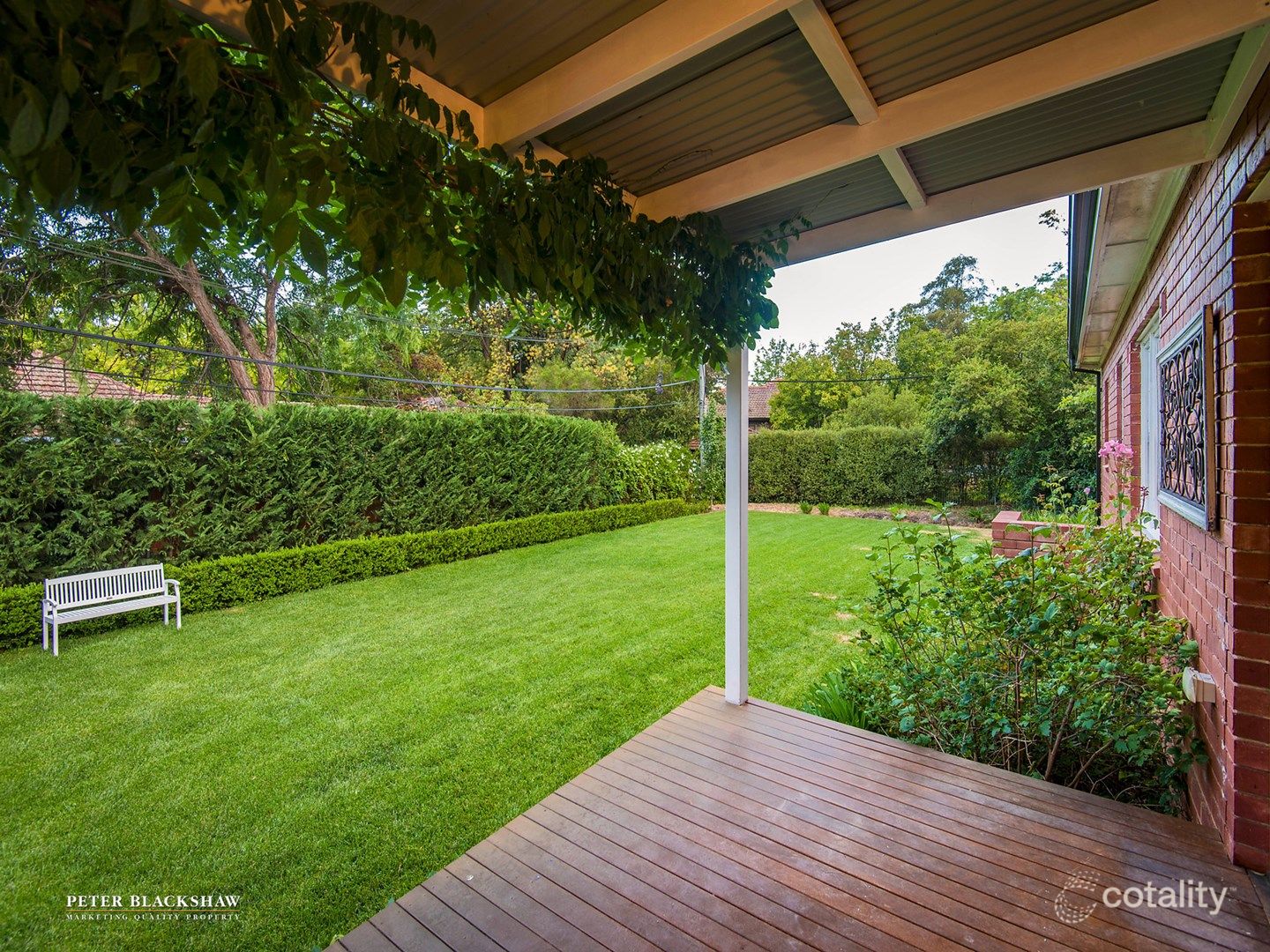 5 Hotham Cres, Deakin, ACT 2600