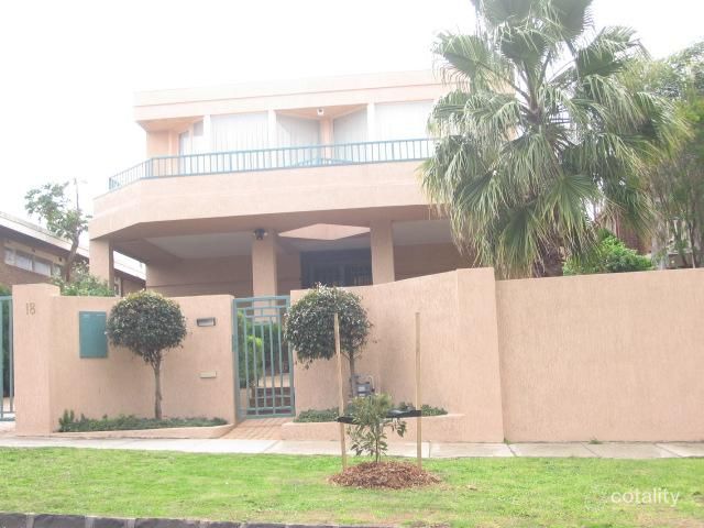 18 Sea View St, Caulfield South, VIC 3162