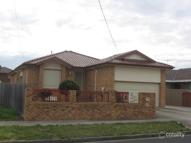 28 Halsey St, Reservoir, VIC 3073