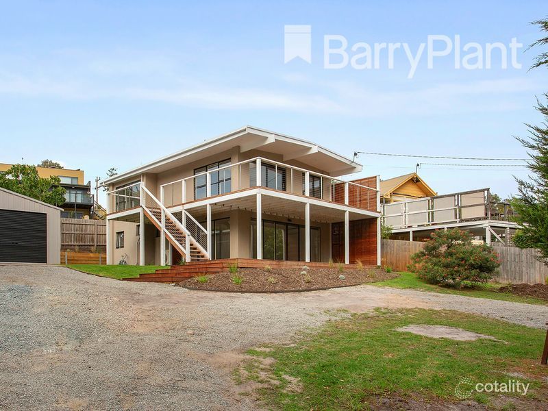 9-11 Seabrook Ave, Rosebud, VIC 3939