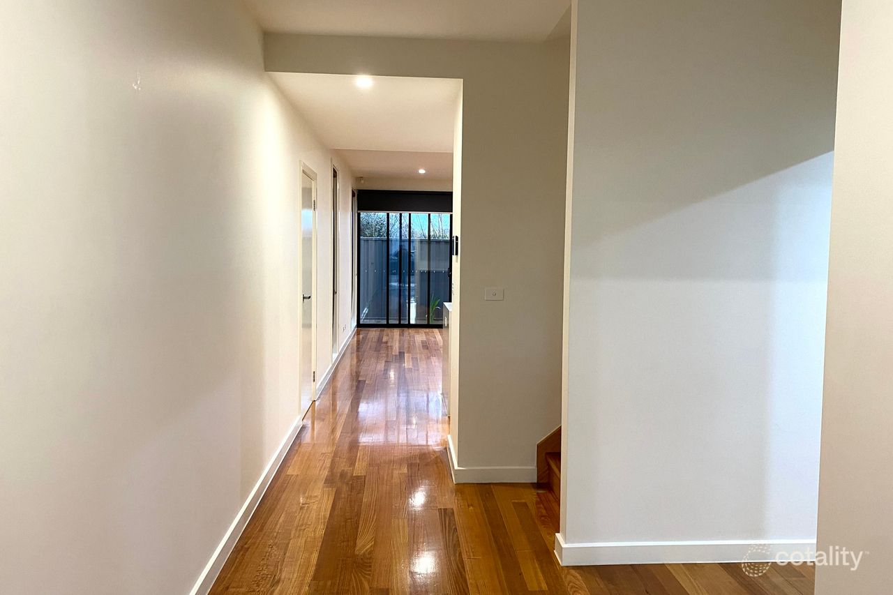 25 Lewis St, Glenroy, VIC 3046