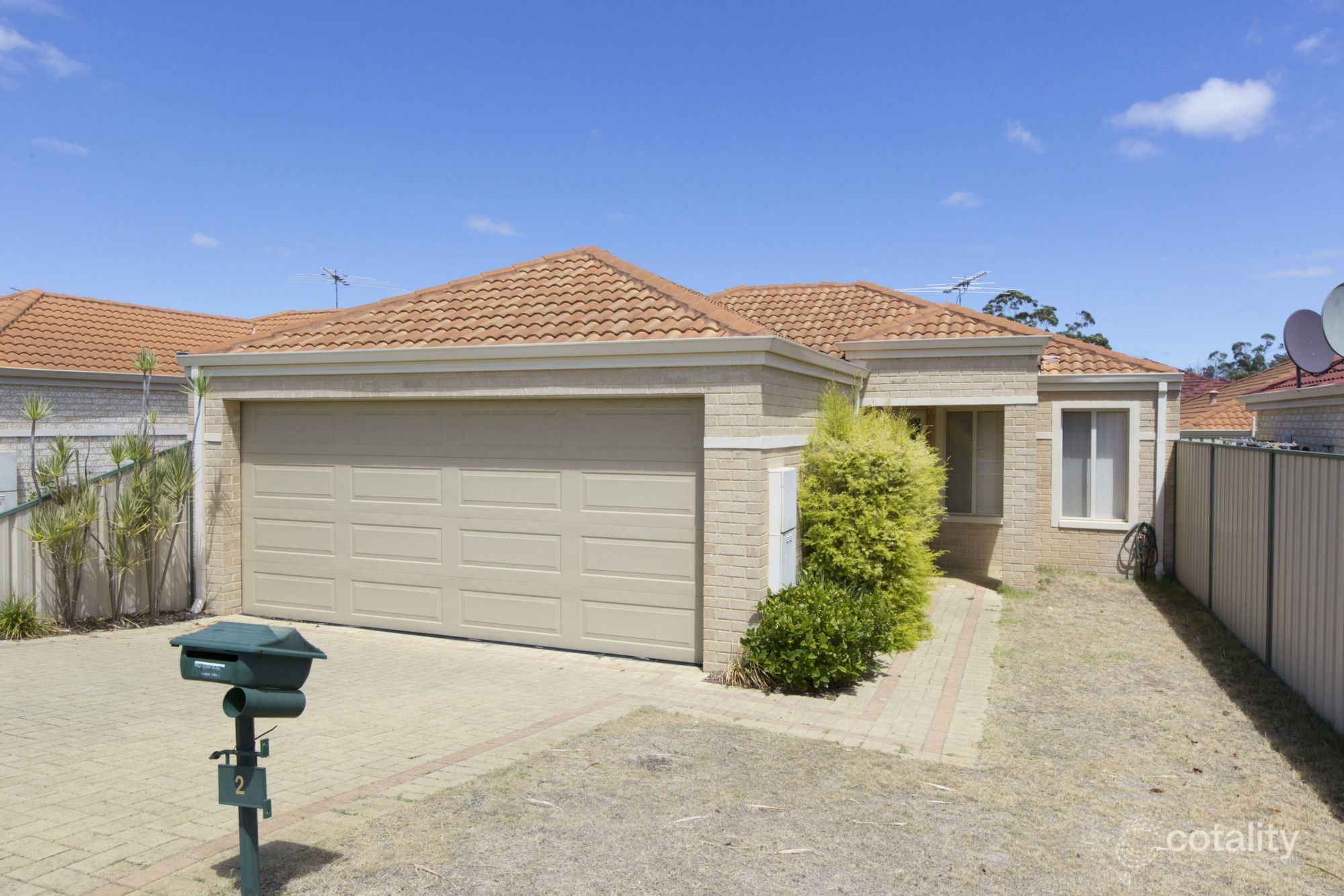 2 Felpham Ct, Success, WA 6164