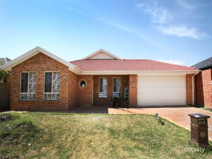 18 Astley Wynd, Lynbrook, VIC 3975