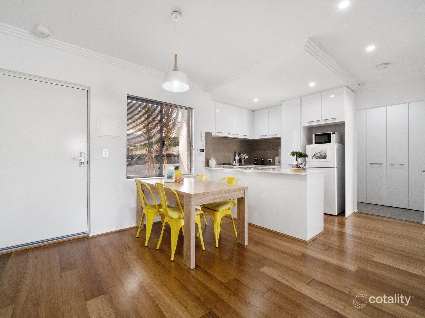 4/9 Elanora St, Joondanna, WA 6060