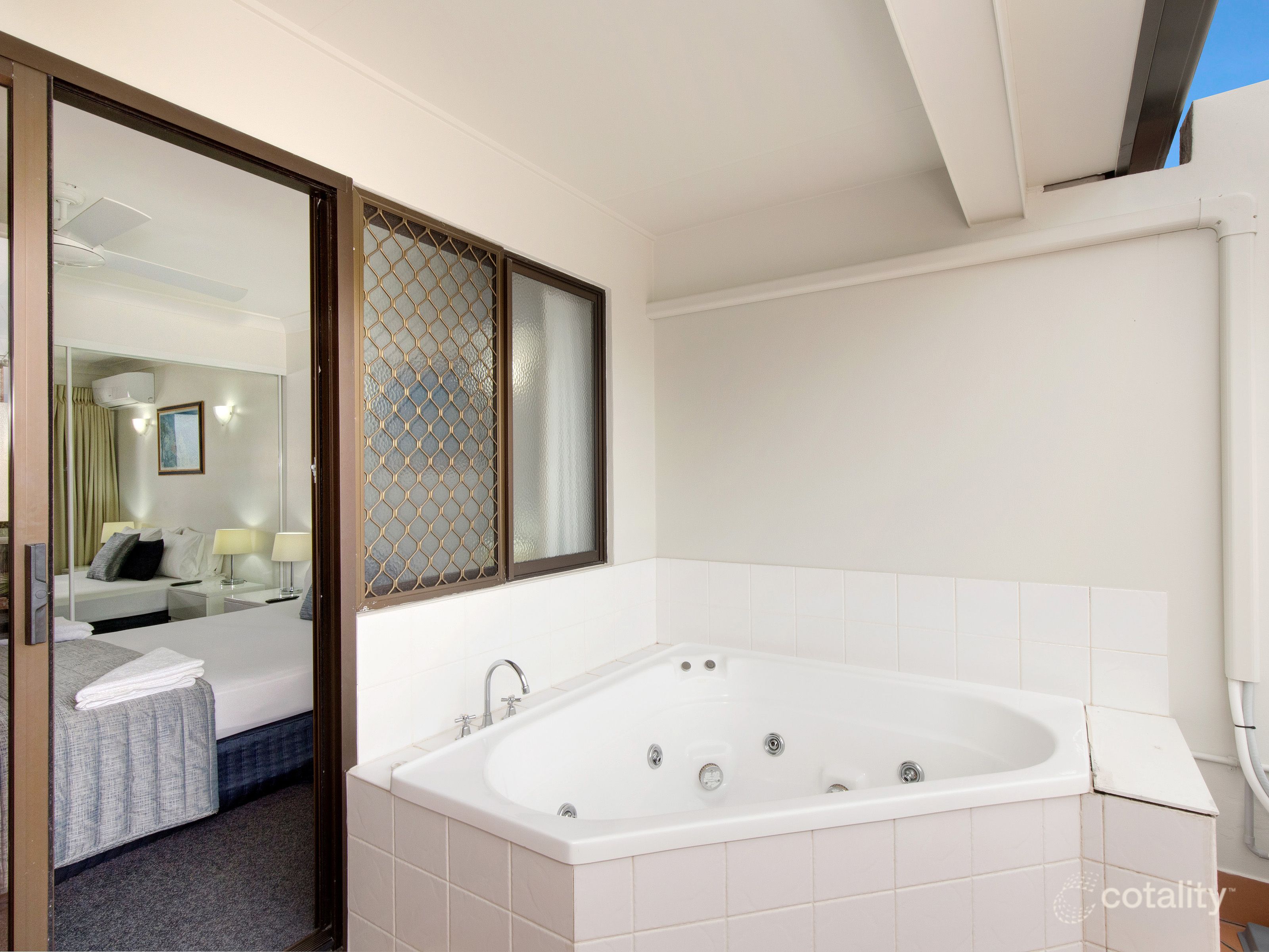 31/5 Fourth Ave, Burleigh Heads, QLD 4220