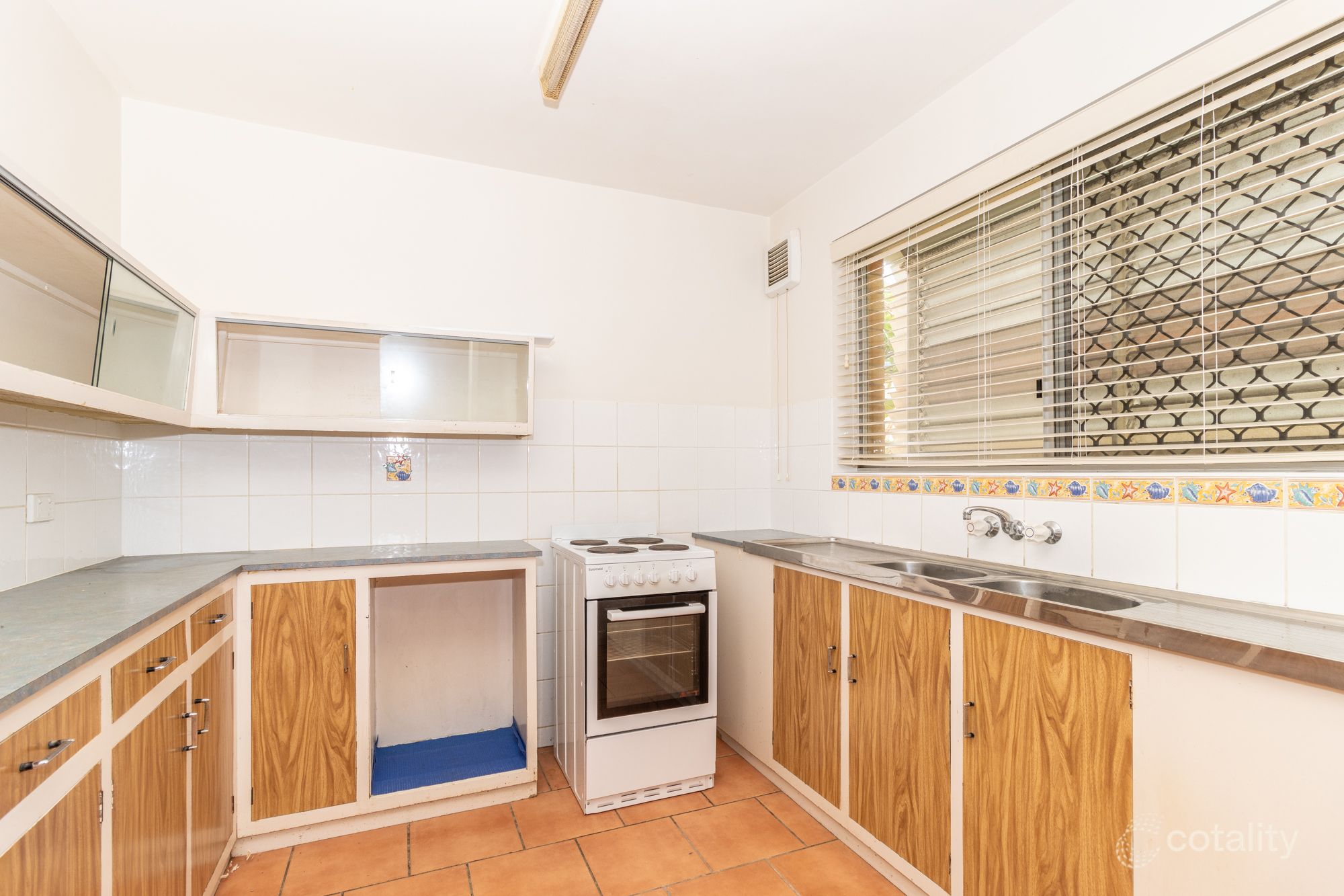 1/380 Esplanade, Scarness, QLD 4655