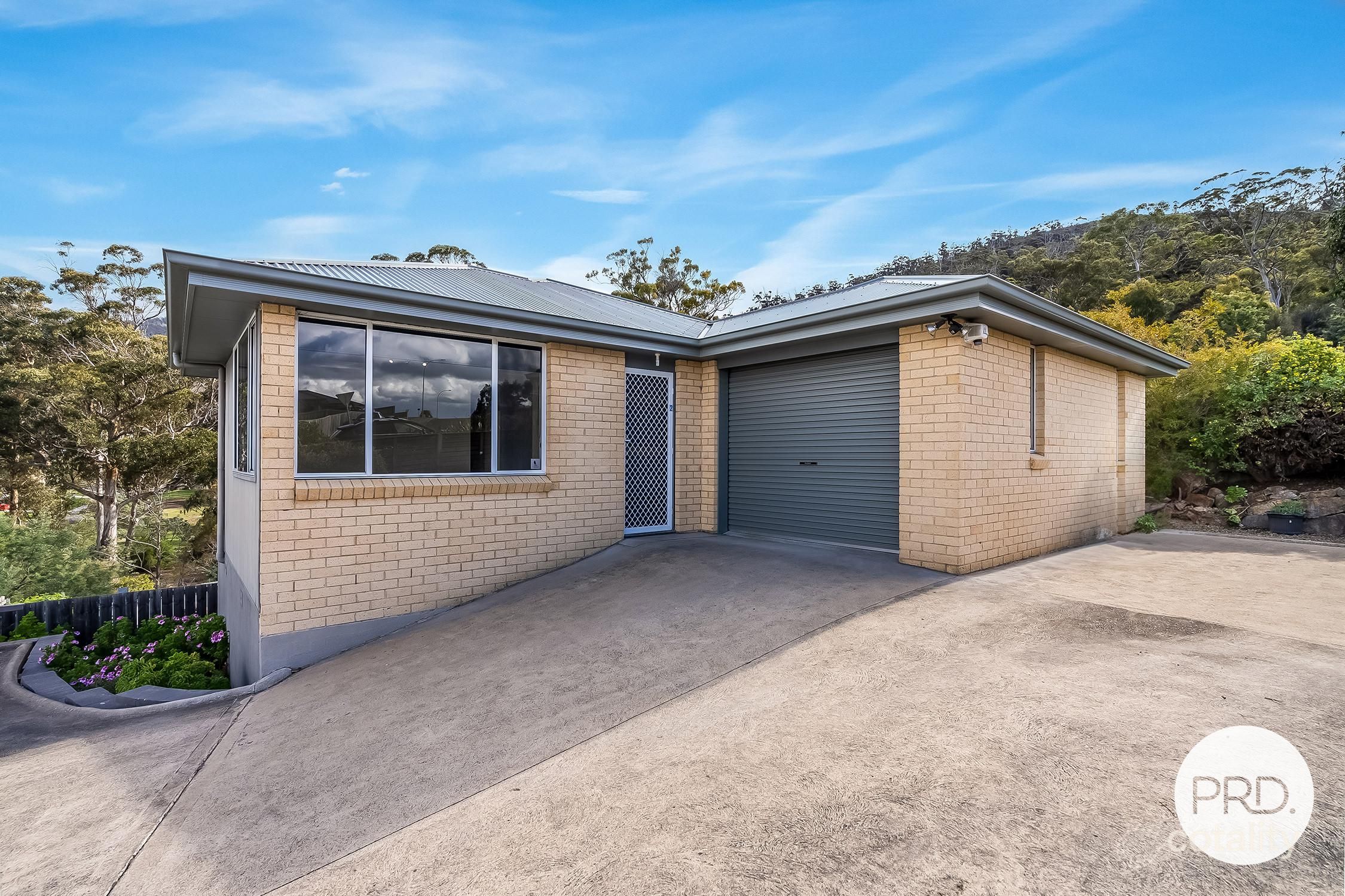 2/9 Coach Rd, Chigwell, TAS 7011