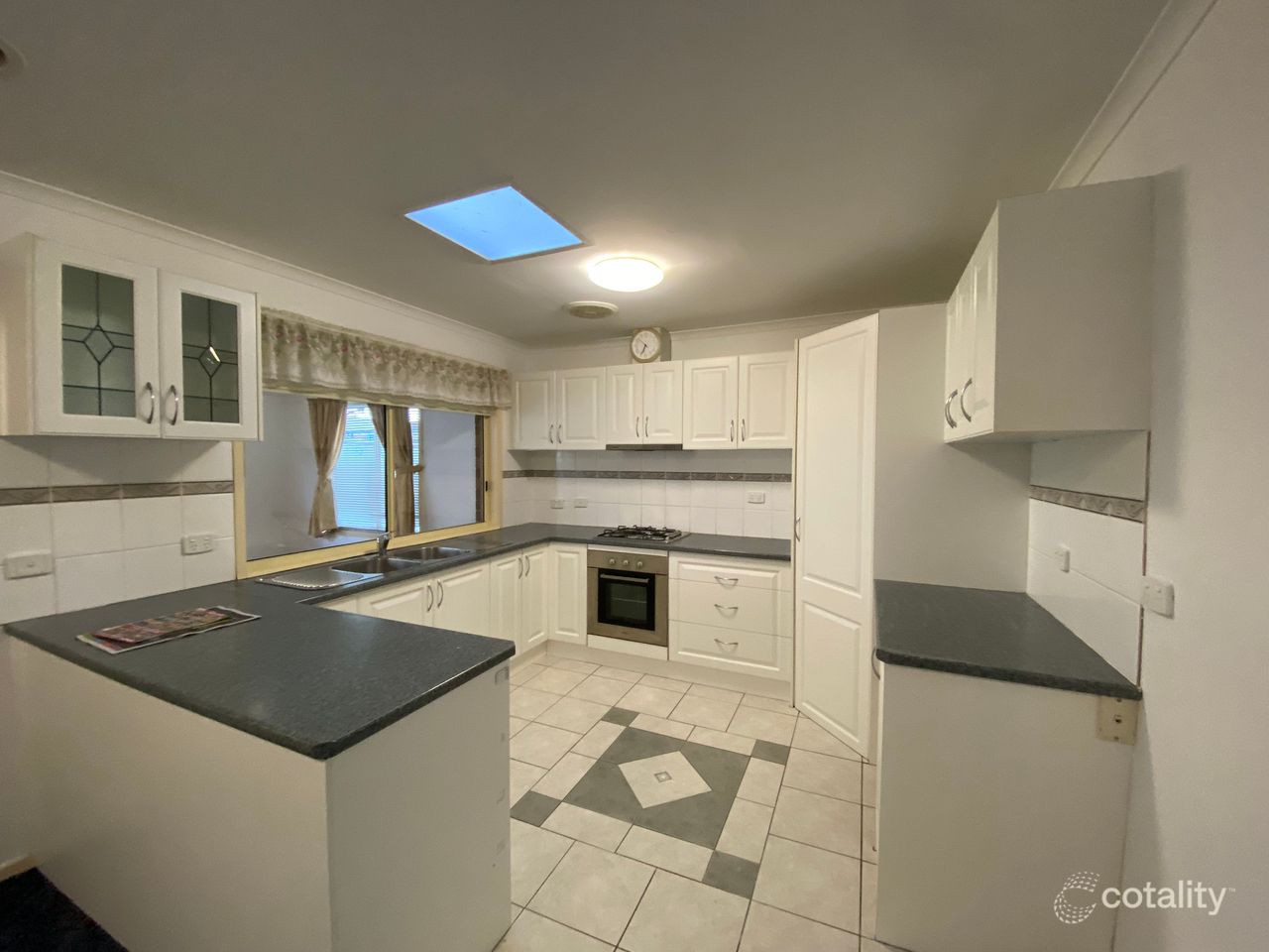 18 Masterton Pl, Cranbourne East, VIC 3977