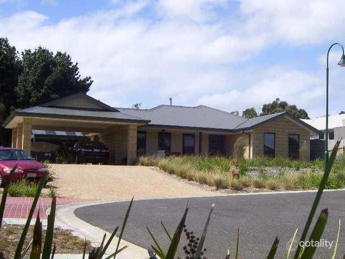 28 Goldsmith St, Somers, VIC 3927