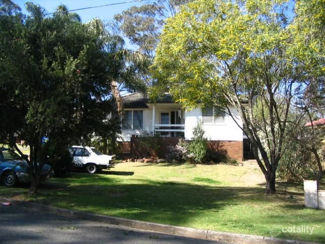 18 Lyndley St, Busby, NSW 2168