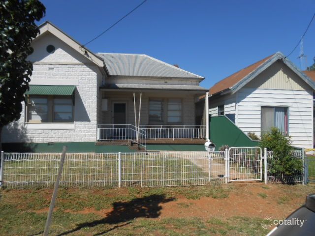 111 Currajong St, Parkes, NSW 2870