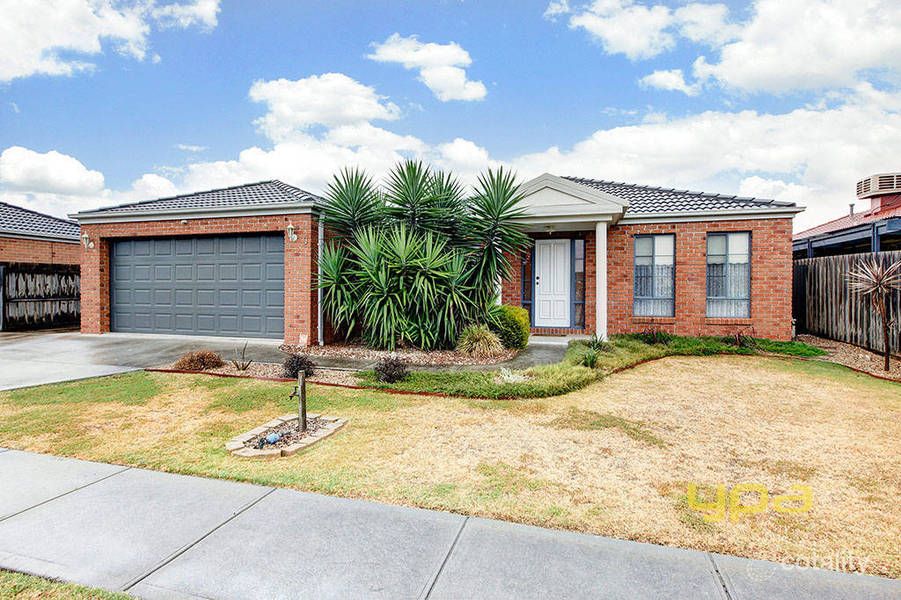 9 Riversdale Dr, Werribee, VIC 3030
