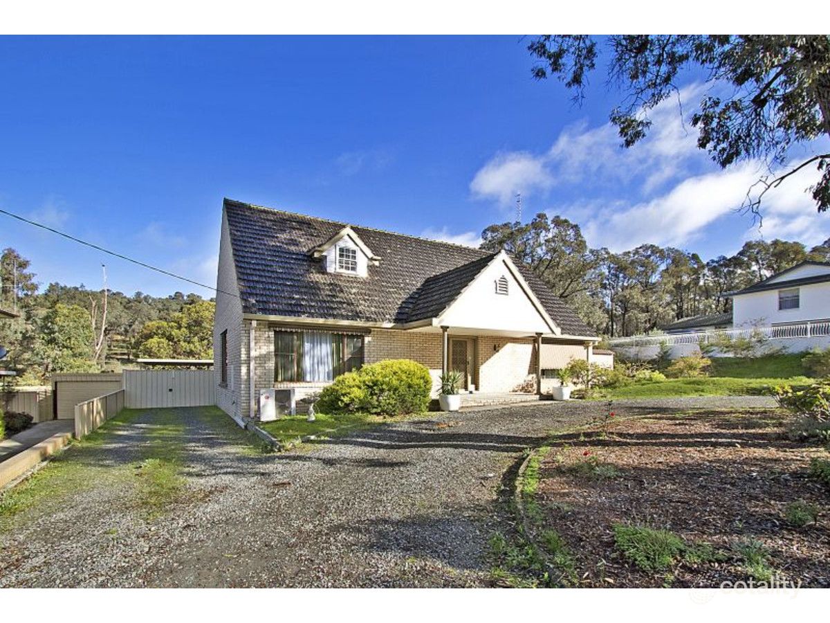 49 Emmett St, Golden Square, VIC 3555