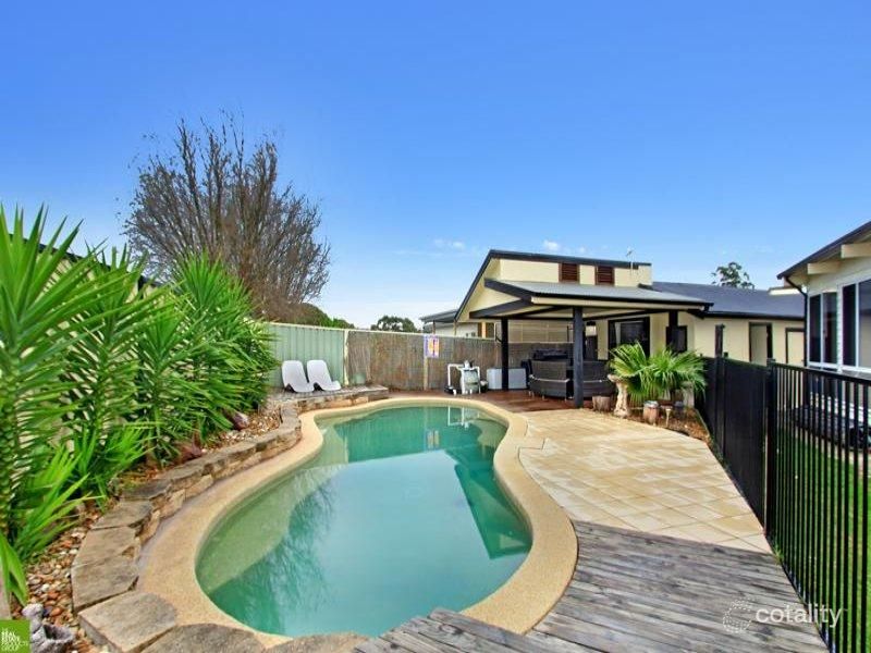 9 Staff Rd, Unanderra, NSW 2526