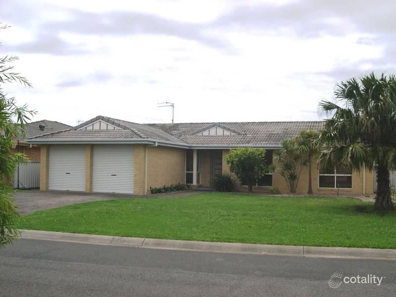 4 Smiths Cl, Forster, NSW 2428