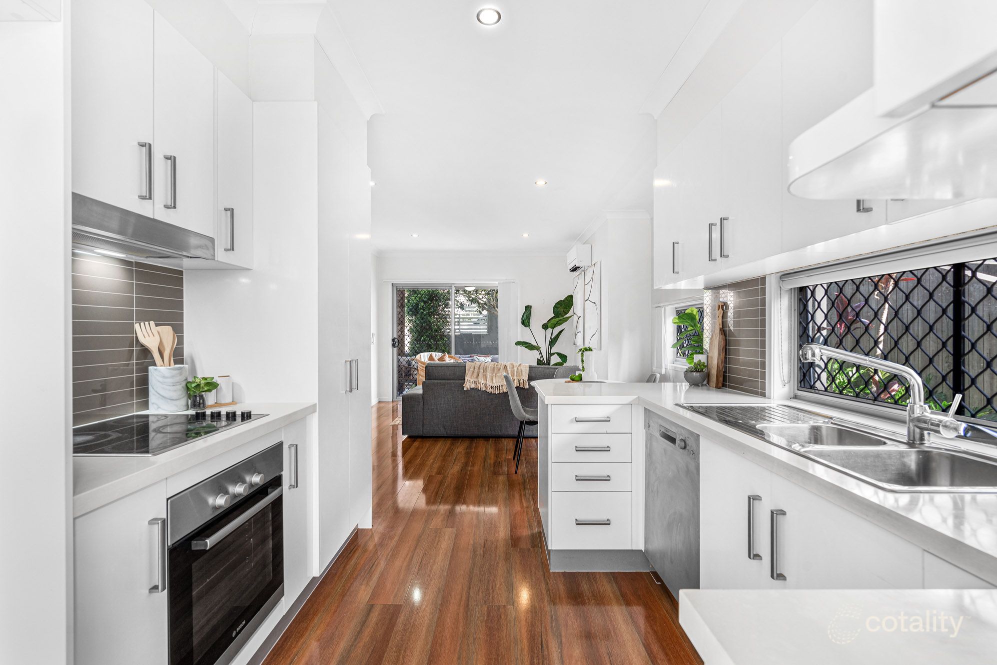2/25 Cambridge St, Carina Heights, QLD 4152