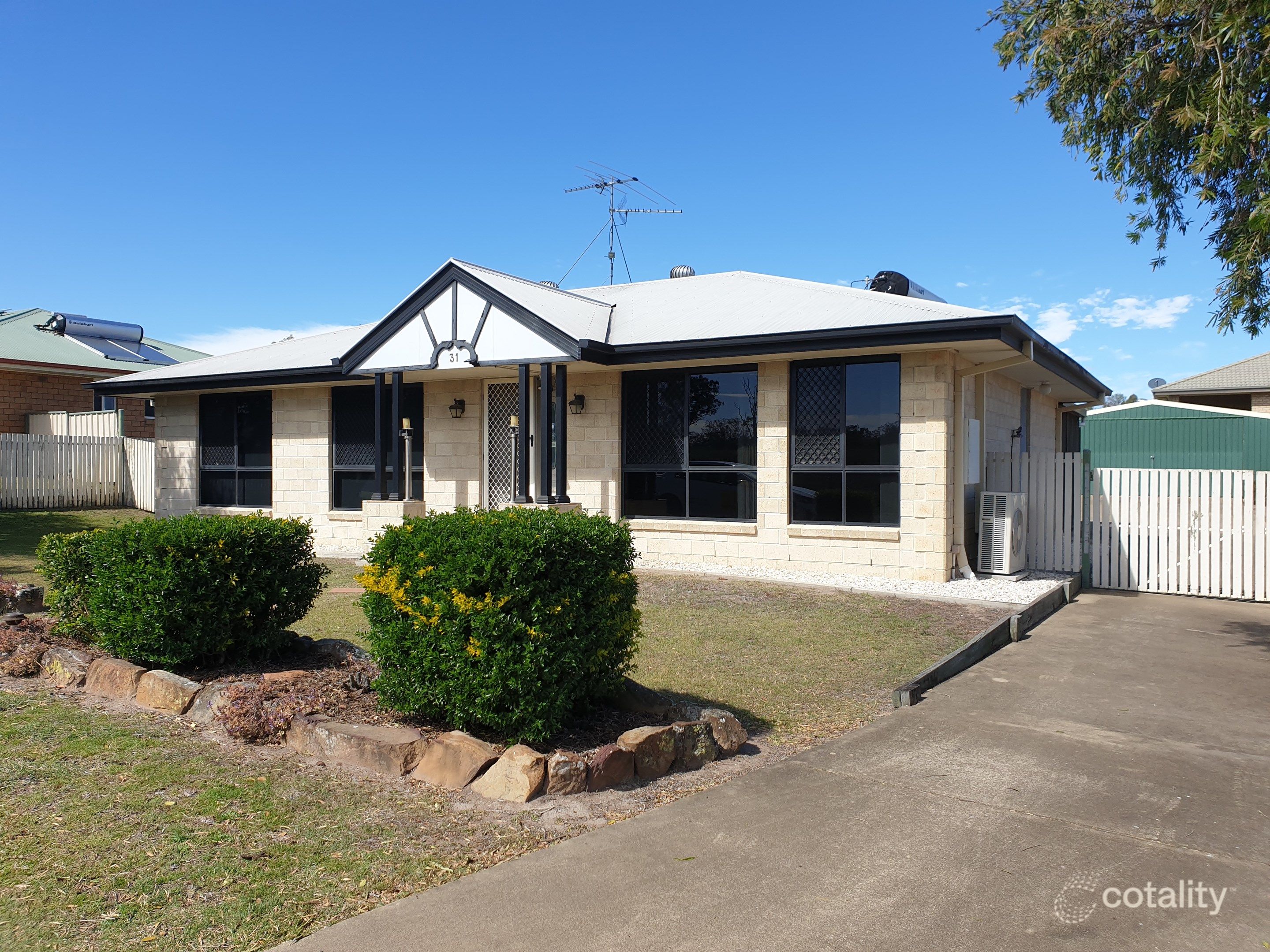 31 Macadamia Dr, Lowood, QLD 4311
