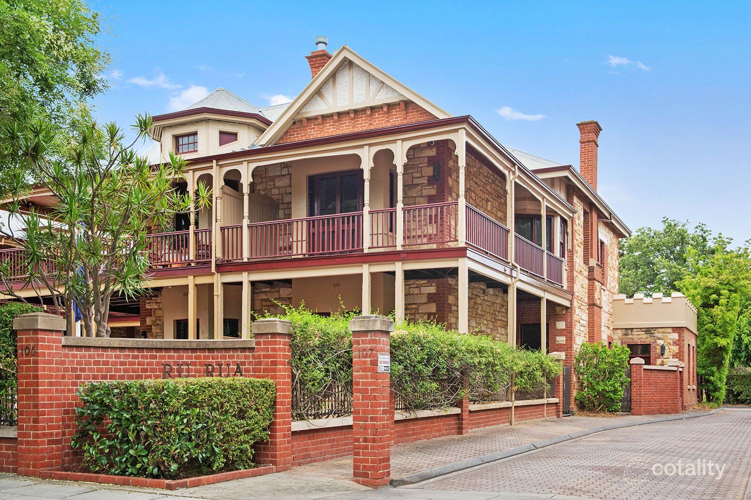 106 Barton Tce W, North Adelaide, SA 5006