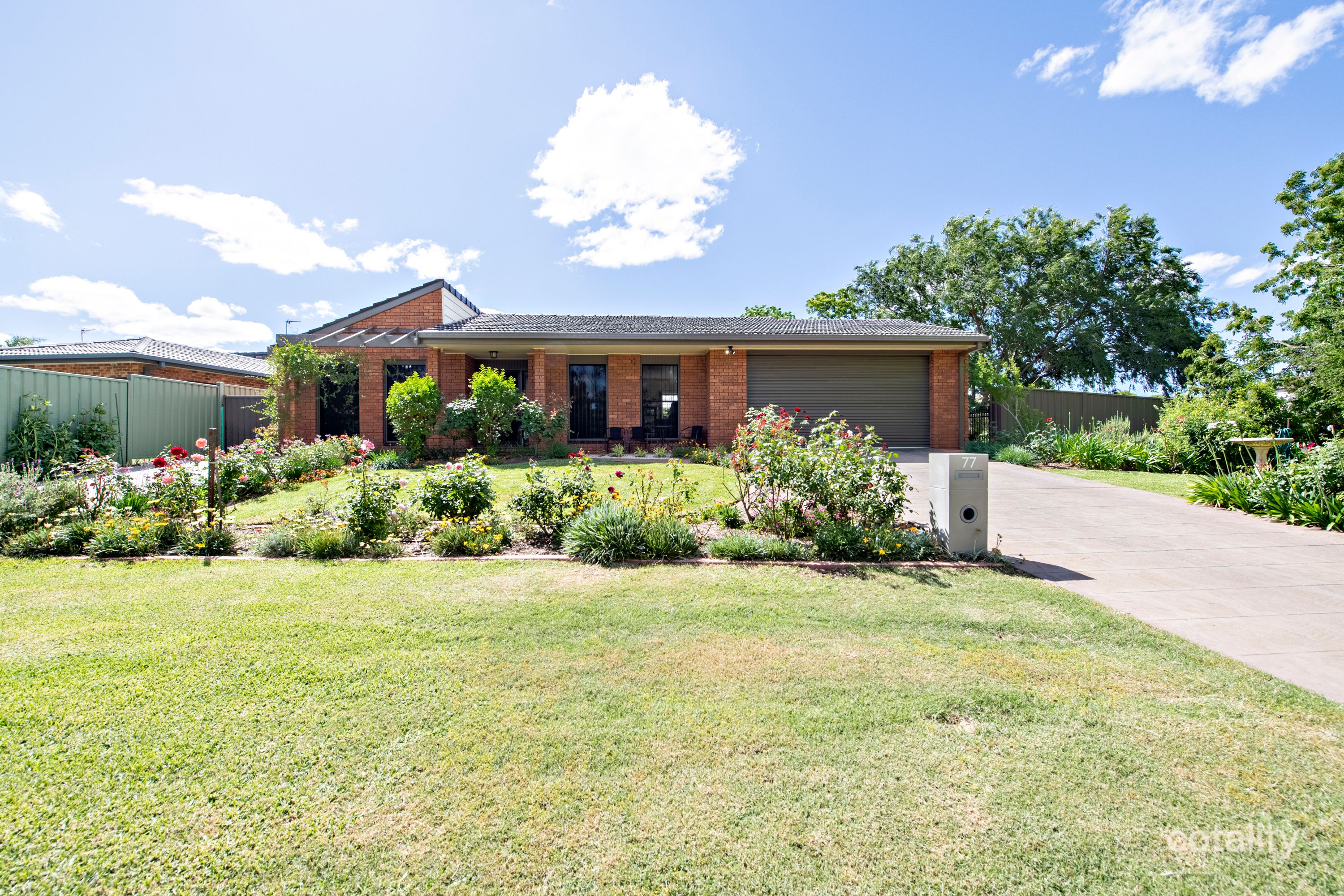 77 Margaret Cres, Dubbo, NSW 2830
