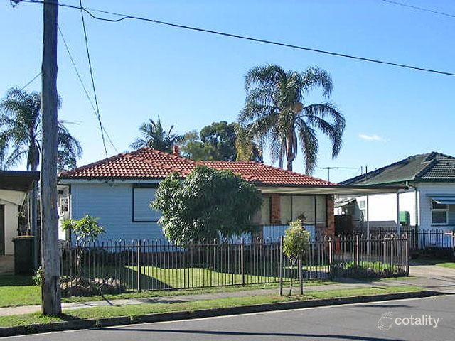 25 Baragoola St, Fairfield West, NSW 2165