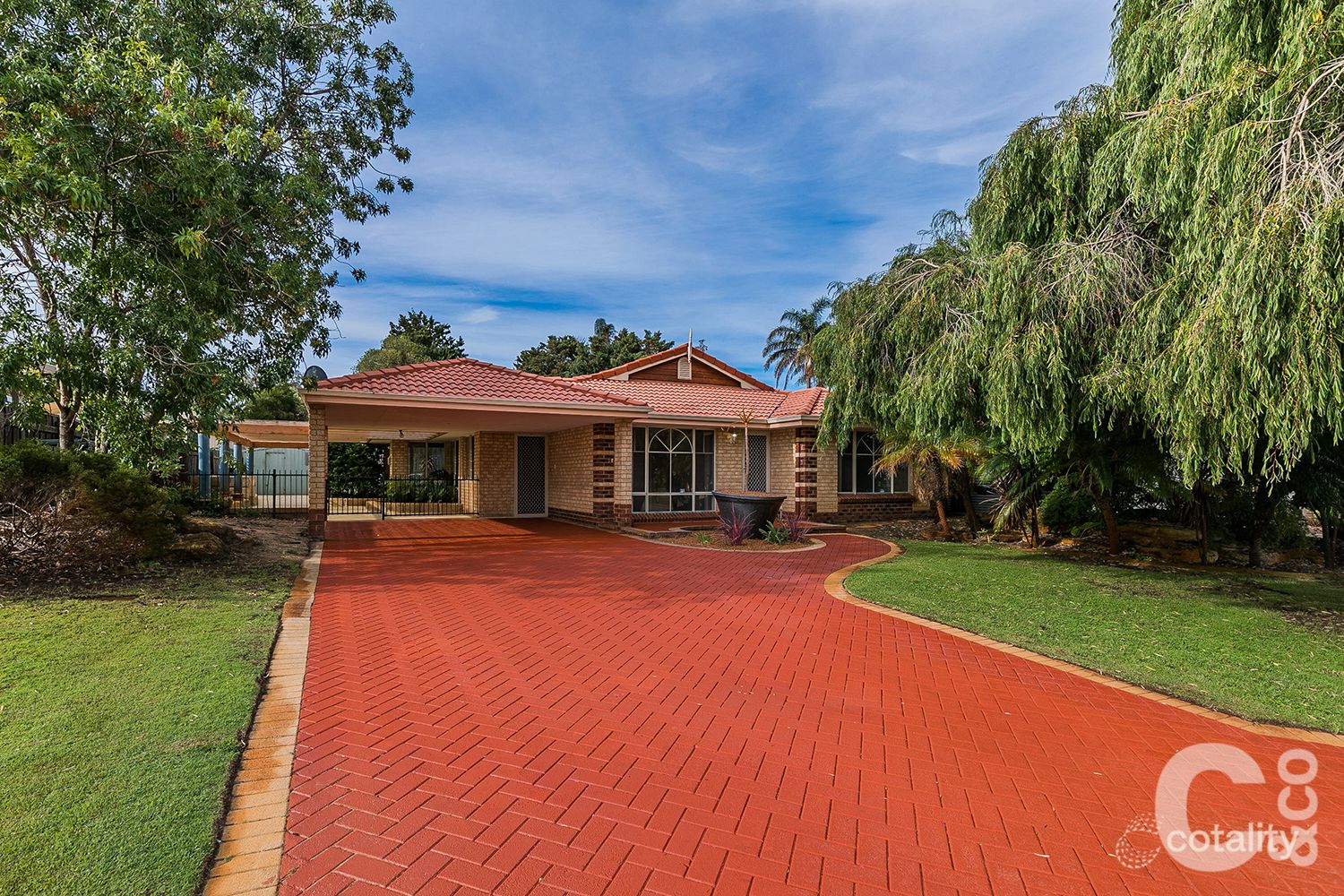 8 Brougham Cres, Orelia, WA 6167