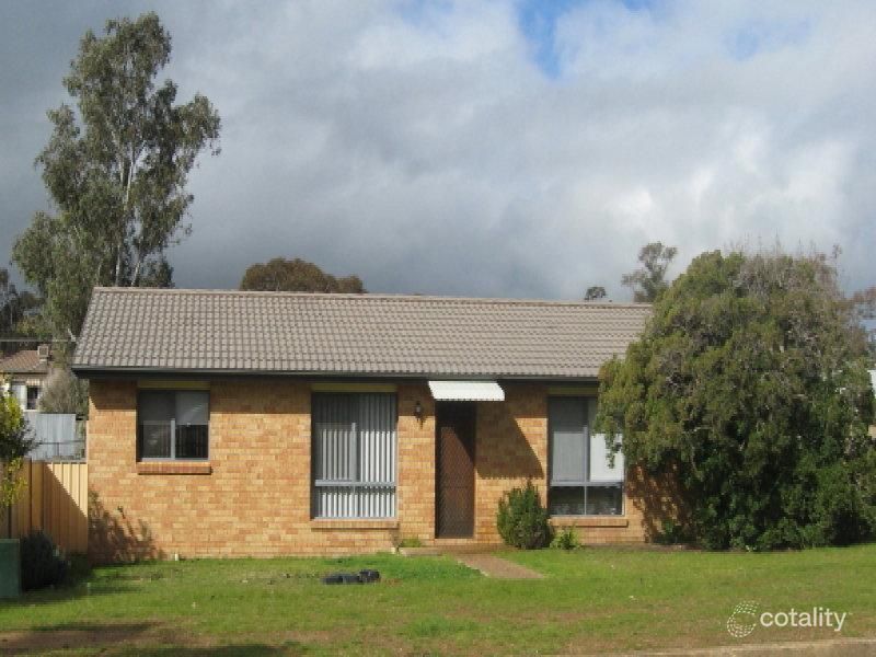 1/44 Murringo St, Young, NSW 2594