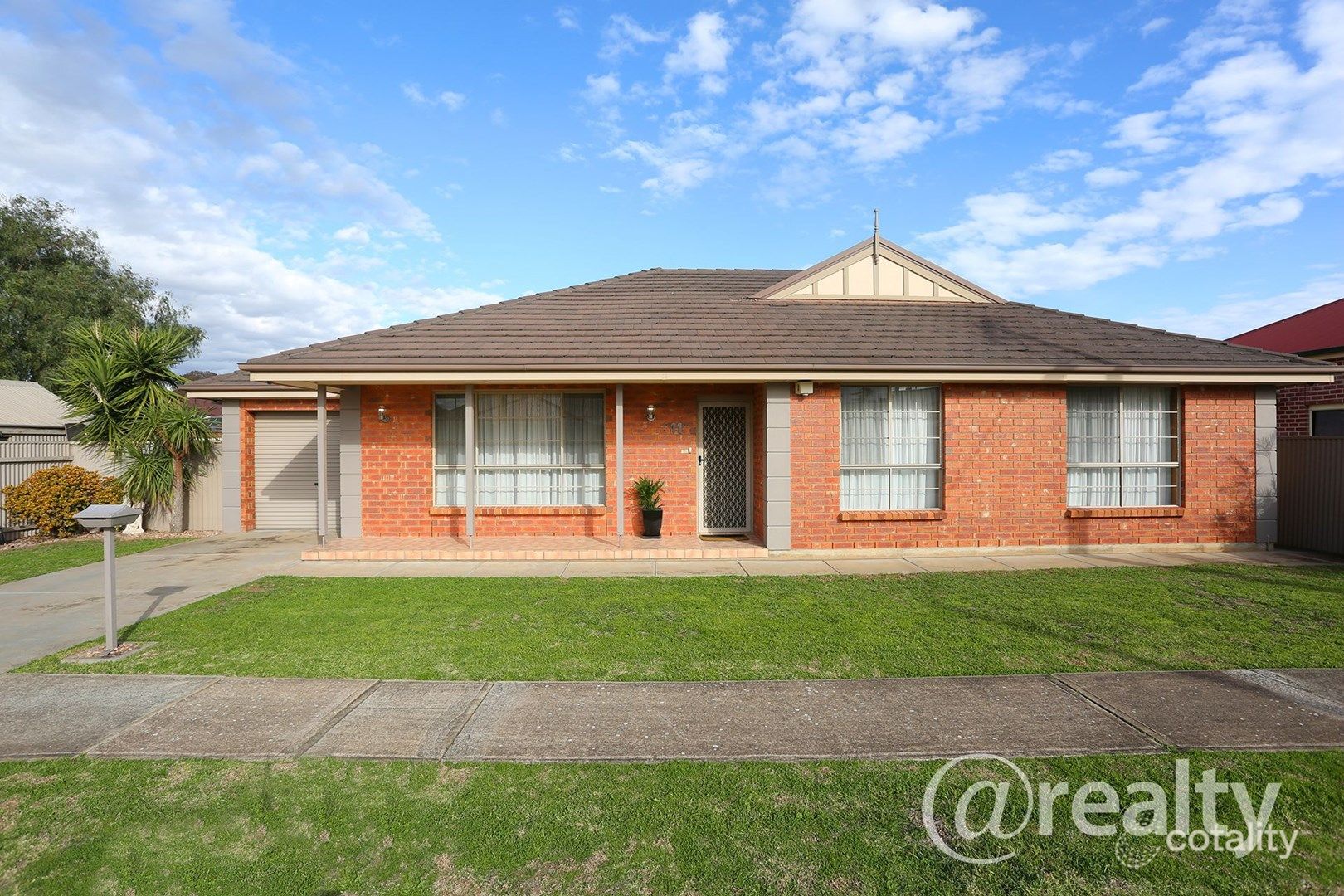 11 Nesbit St, Albert Park, SA 5014