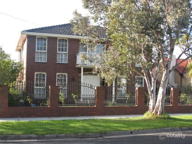 4 Sunshine St, Pascoe Vale, VIC 3044