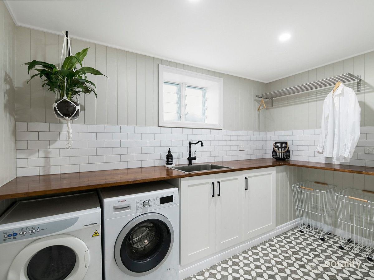 26 Gracemere St, Newmarket, QLD 4051