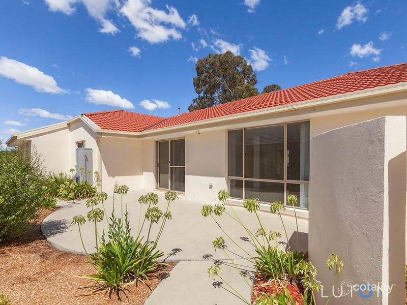 56 Ian Potter Cres, Gungahlin, ACT 2912