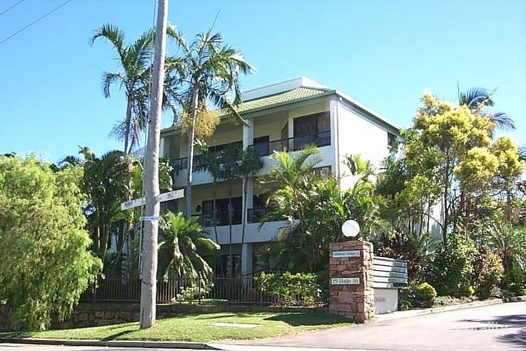 12/13-15 Hale St, North Ward, QLD 4810