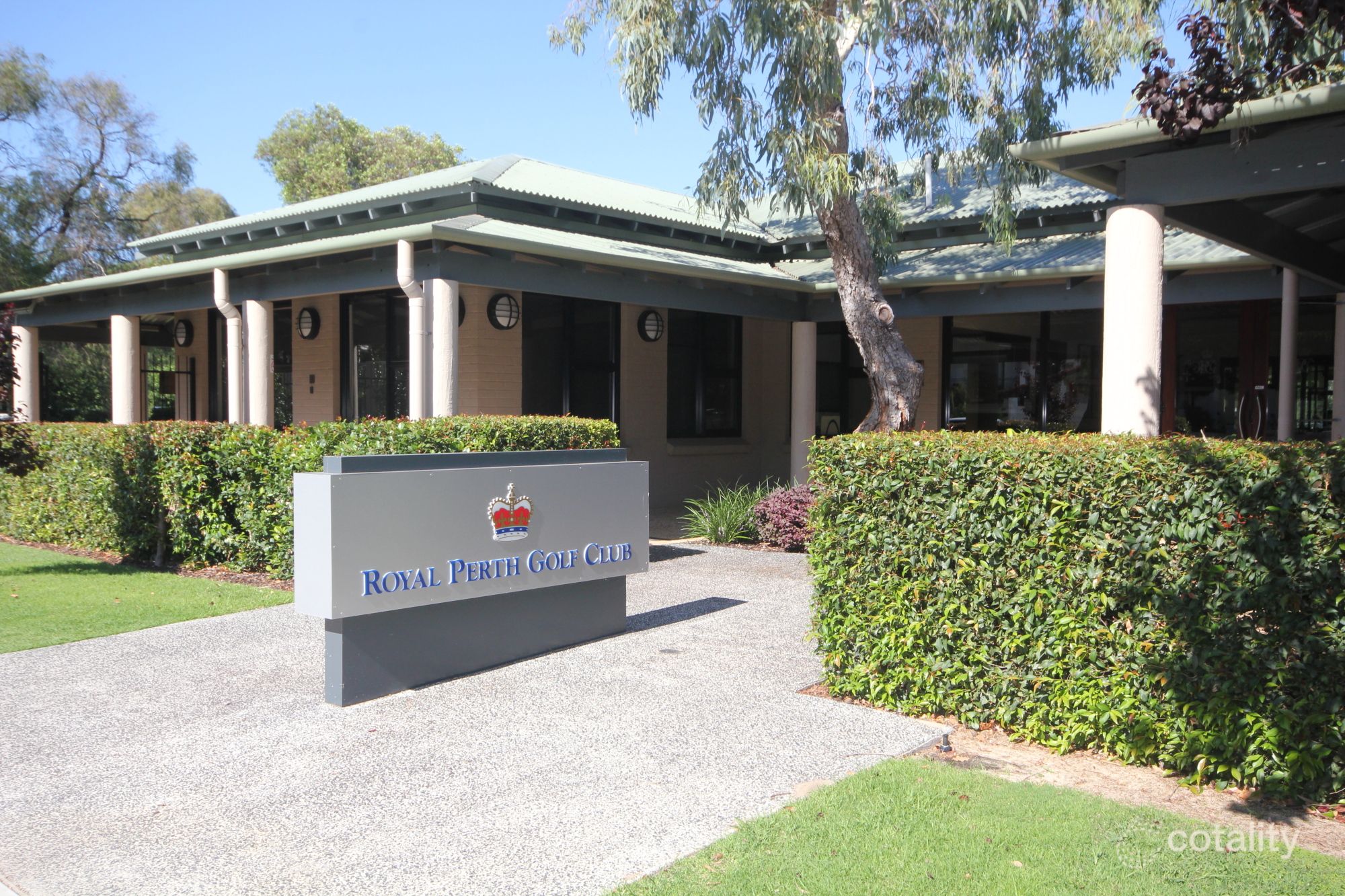 1/8 Clarence St, South Perth, WA 6151