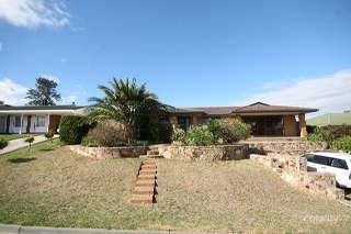 8 Genesta St, Hallett Cove, SA 5158
