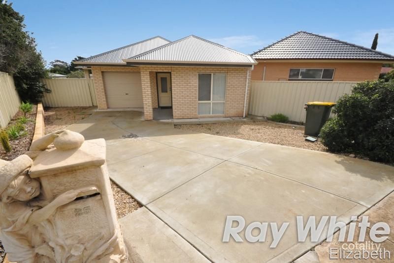 25 Halsey Rd, Elizabeth East, SA 5112