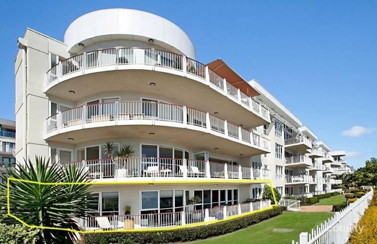 1/304 Wharf Rd, Newcastle, NSW 2300