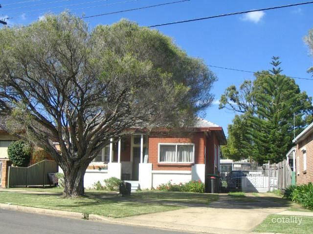 5 Warwick St, Hurstville, NSW 2220