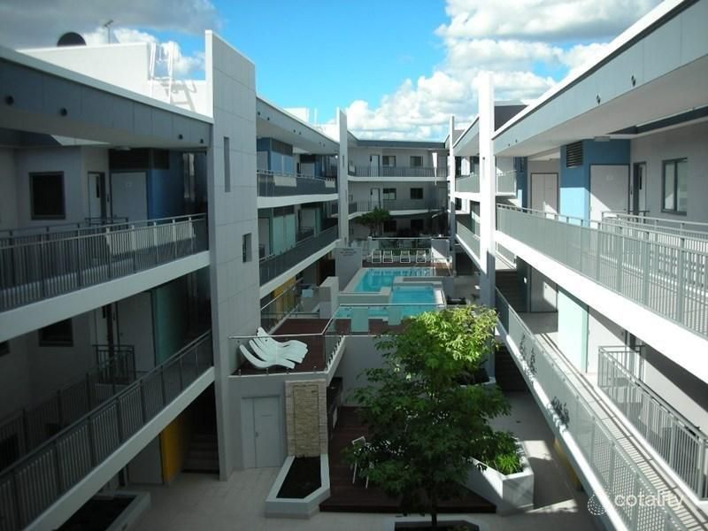 28/23 Junction Bvd, Cockburn Central, WA 6164