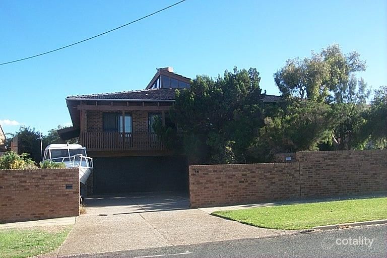 16 Boscastle Ave, City Beach, WA 6015