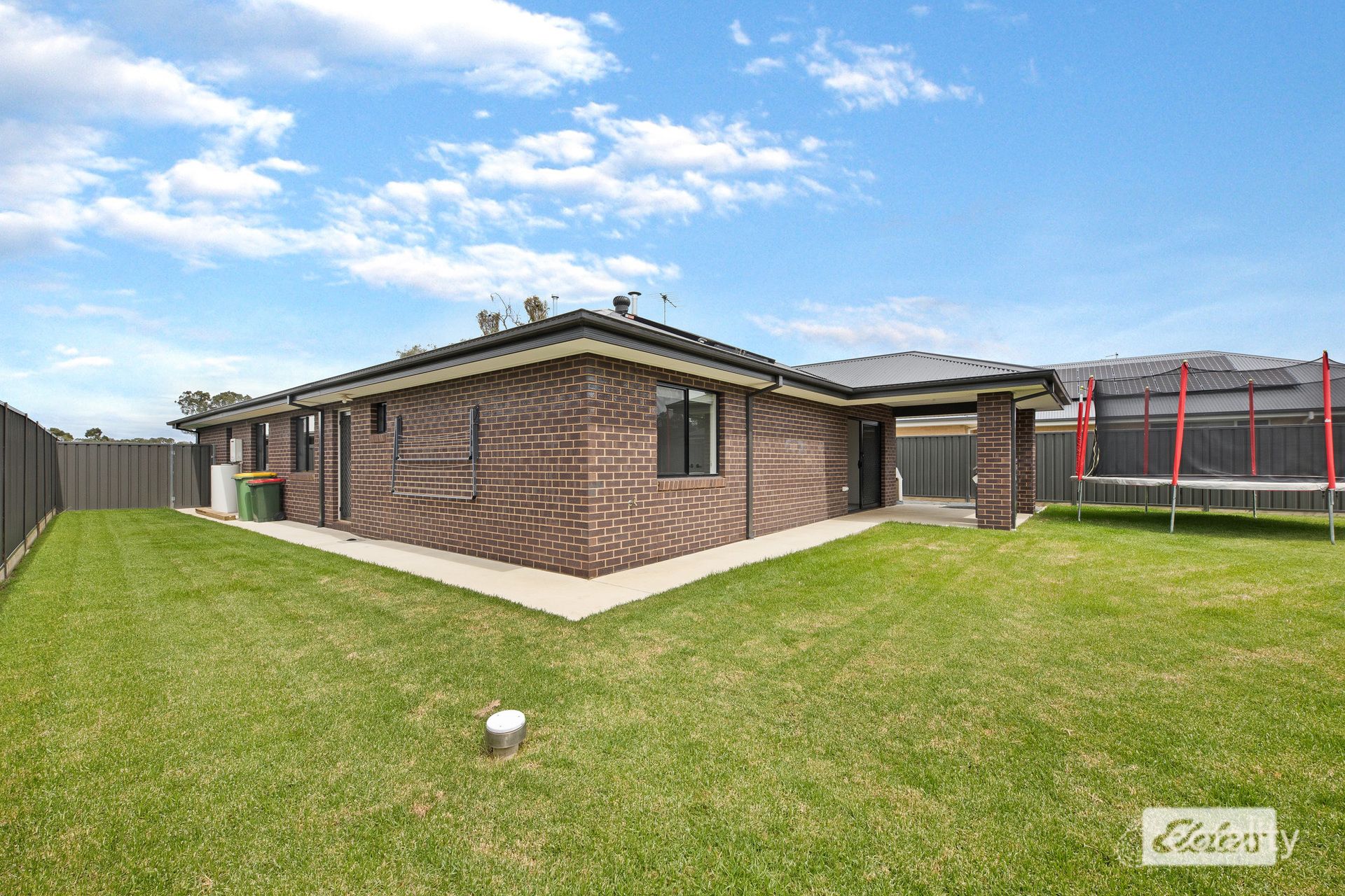 15 Henricks St, Killara, VIC 3691