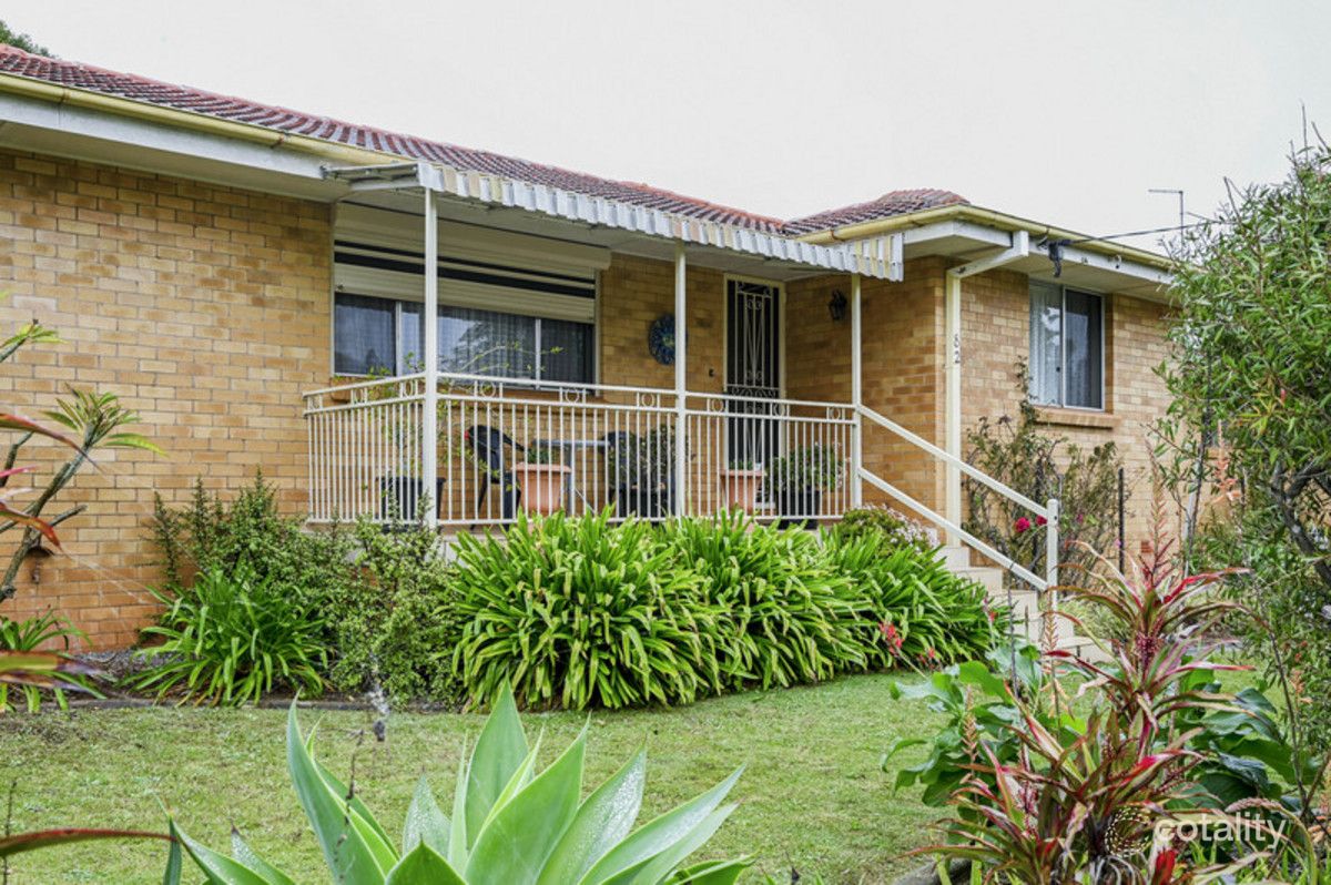 82 Hogg St, Rockville, QLD 4350