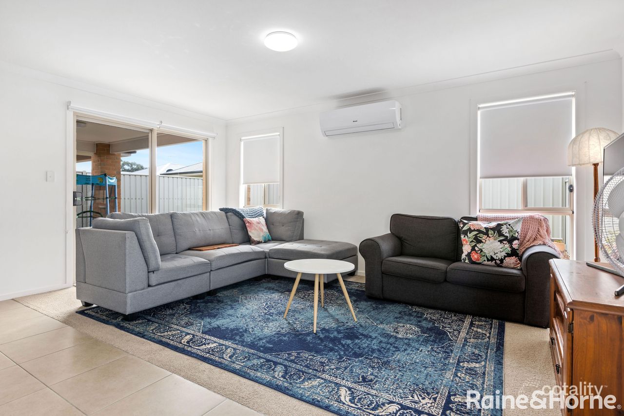 2 Drupe St, Munno Para West, SA 5115