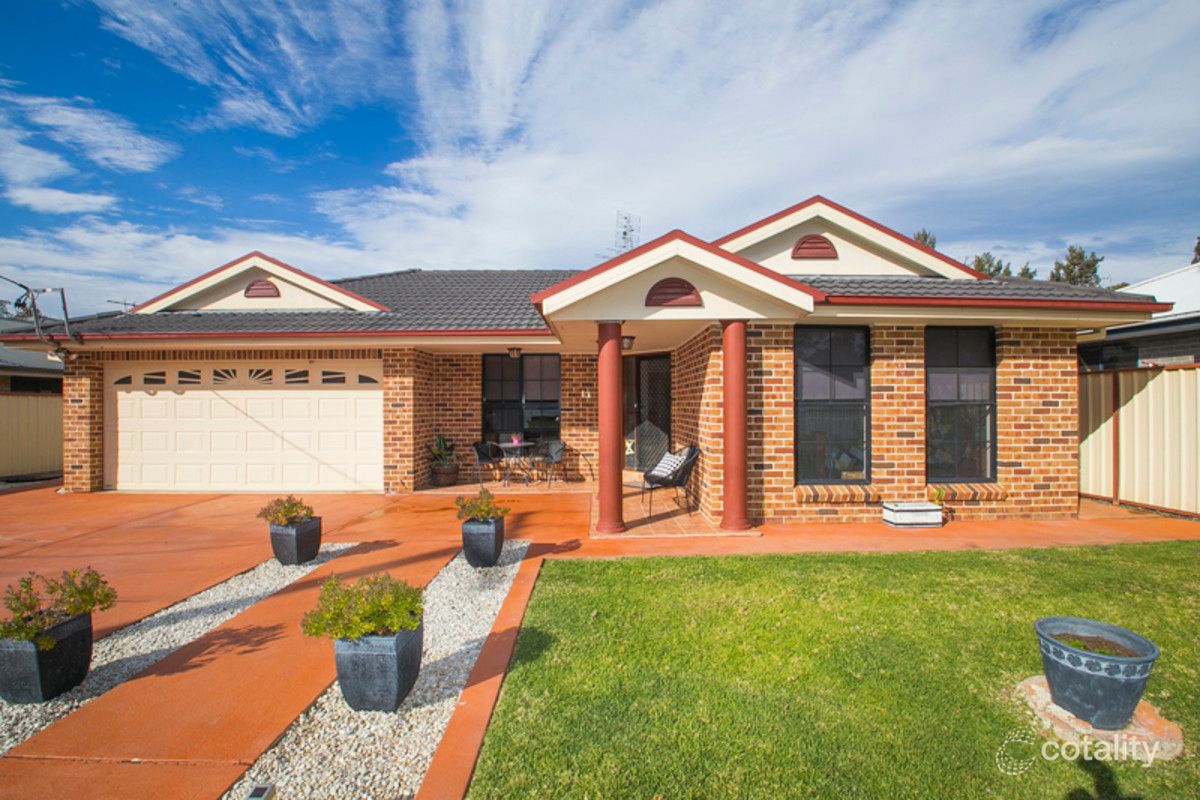 13 Hamilton St, Abernethy, NSW 2325