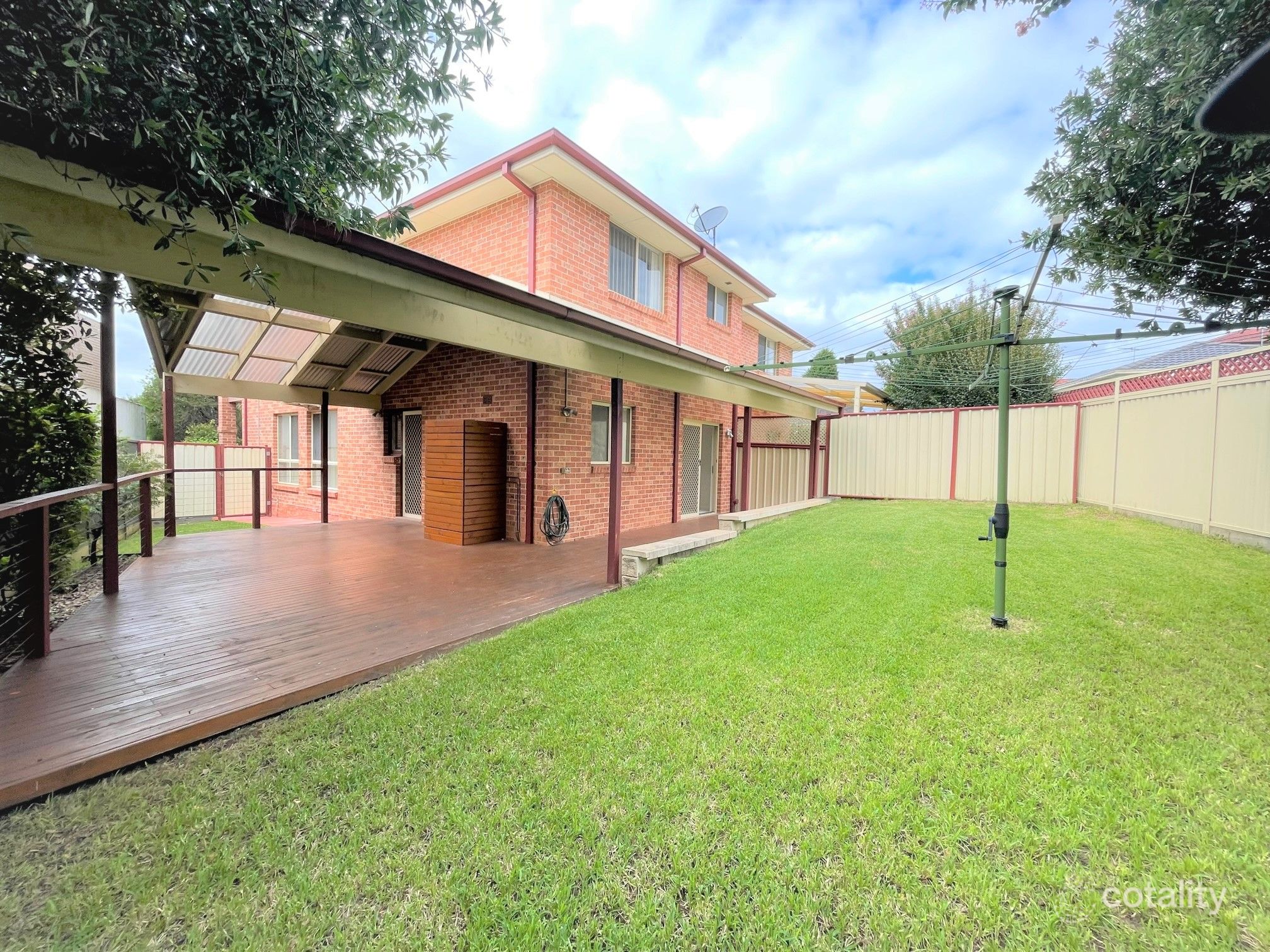 10 Zuttion Ave, Beverly Hills, NSW 2209