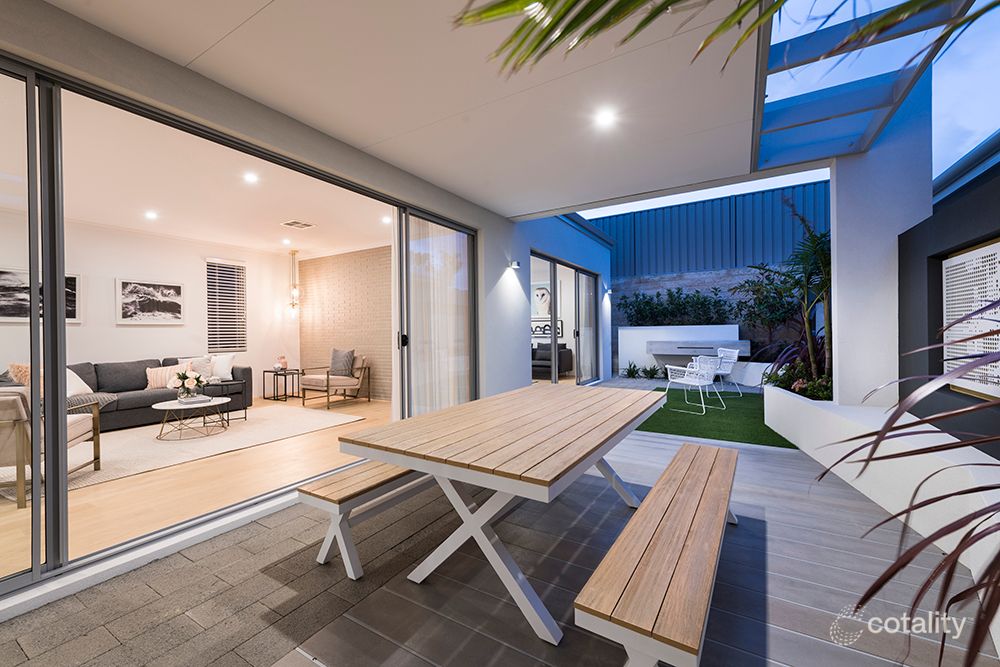 3 Jeffery St, Beaconsfield, WA 6162