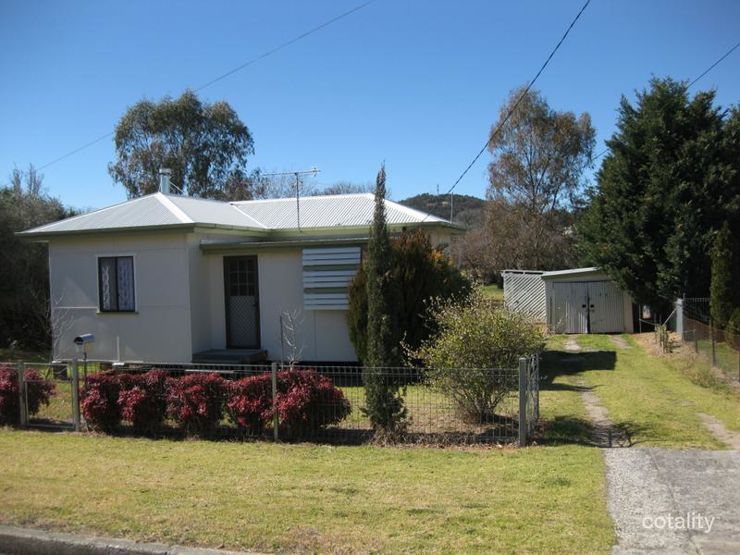 5 Denham St, Stanthorpe, QLD 4380