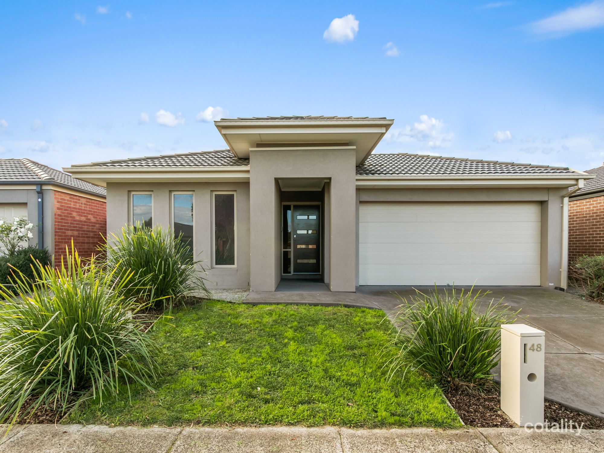 48 Chantenay Pde, Cranbourne North, VIC 3977