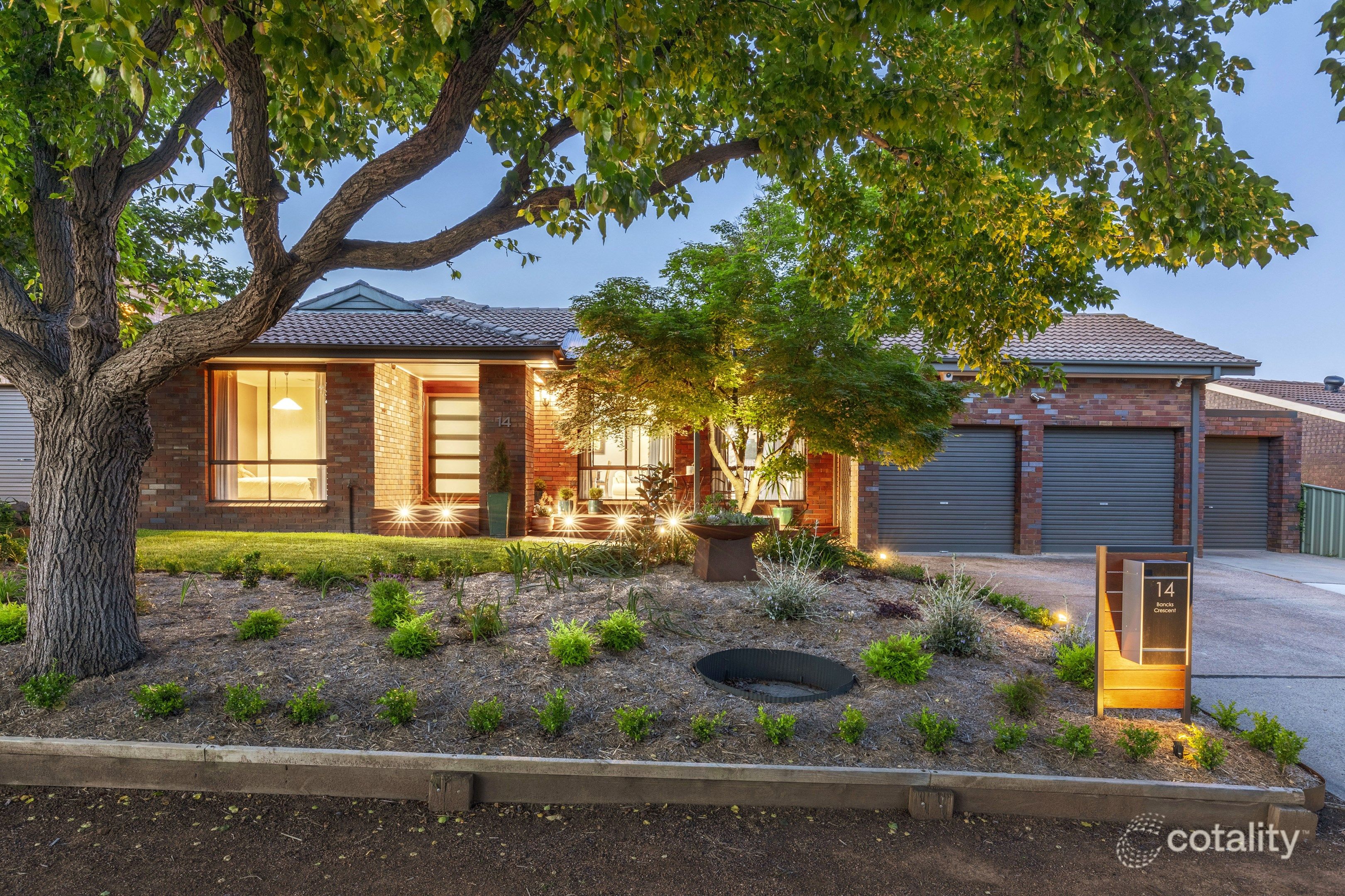14 Bancks Cres, Mckellar, ACT 2617