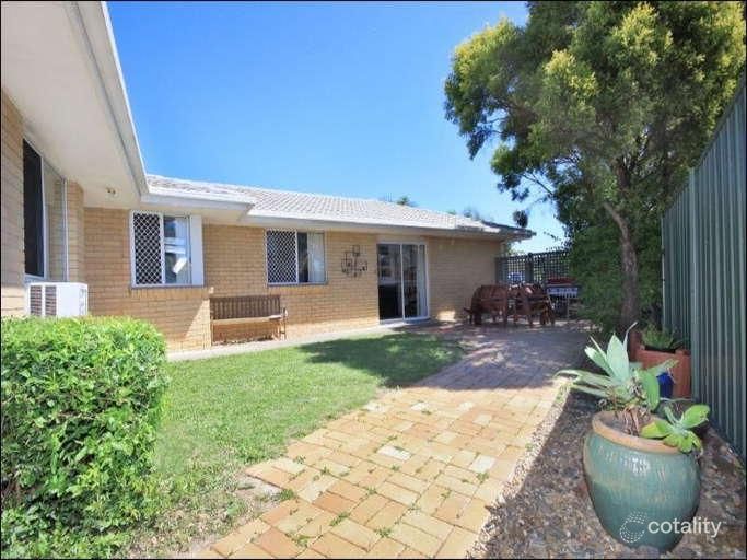 4 Cove Ct, Merrimac, QLD 4226